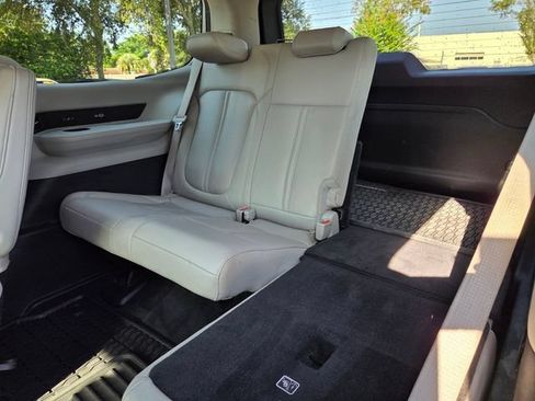 Used 2022 Jeep Wagoneer Series II w/ Convenience Group I AWD/4WD image 14