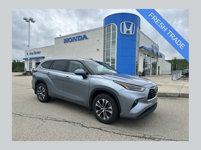 Used 2021 Toyota Highlander XLE