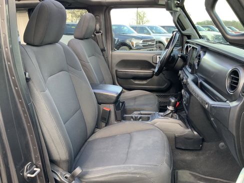 Used 2022 Jeep Wrangler Unlimited Sport image 59