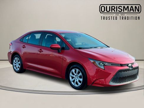 Used 2021 Toyota Corolla LE image 1