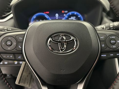 Certified 2025 Toyota RAV4 XSE w/ Weather Package AWD/4WD image 17