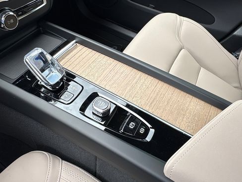 New 2026 Volvo XC60 B5 Plus w/ Protection Package Premier image 13