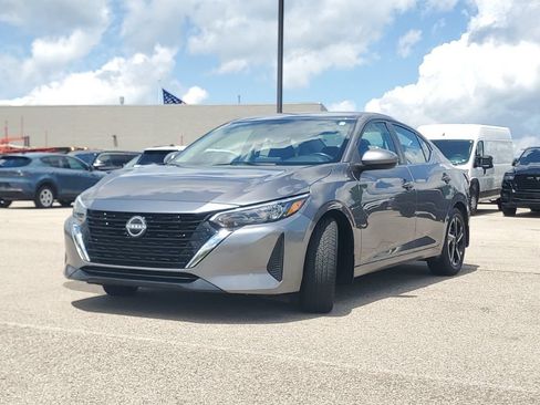 Used 2024 Nissan Sentra SV w/ All-Weather Package FWD image 4