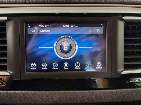 Used 2021 Chrysler Voyager LX FWD image 16