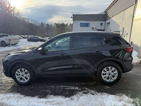Used 2026 Ford Escape Active w/ Cold Weather Package image 8