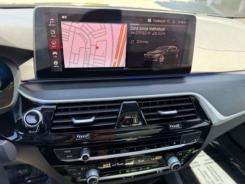 Used 2023 BMW 530i RWD image 22