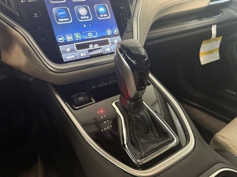 Used 2025 Subaru Outback Limited w/ Popular Package #2 image 16