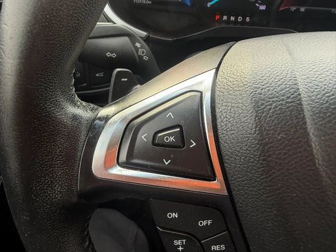 Used 2018 Ford Edge Titanium w/ Equipment Group 301A AWD/4WD image 13
