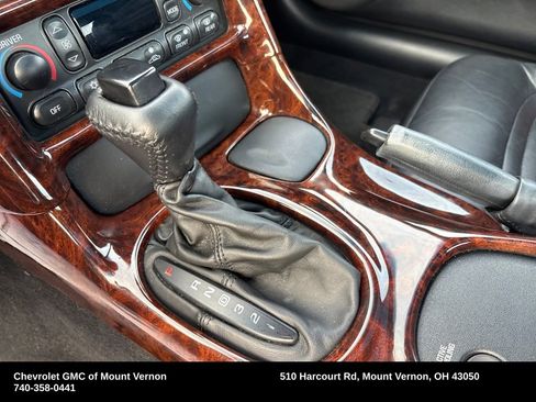 Used 2002 Chevrolet Corvette Coupe w/ Preferred Equipment Group2 image 25