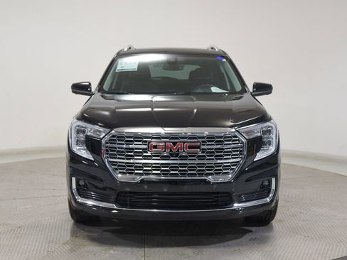 Used 2023 GMC Terrain Denali w/ Black Diamond Edition AWD/4WD image 2