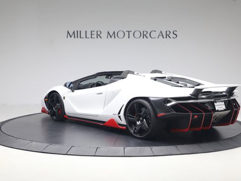 Used 2017 Lamborghini Centenario LP 770-4 AWD/4WD image 5