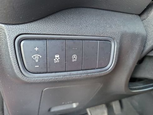 Used 2024 Kia Soul LX w/ Option Group 015 FWD image 28