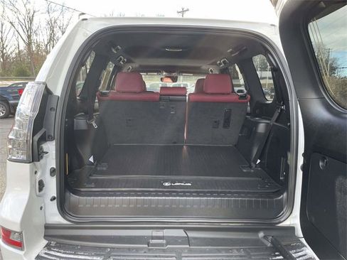 Used 2022 Lexus GX 460 Premium image 12