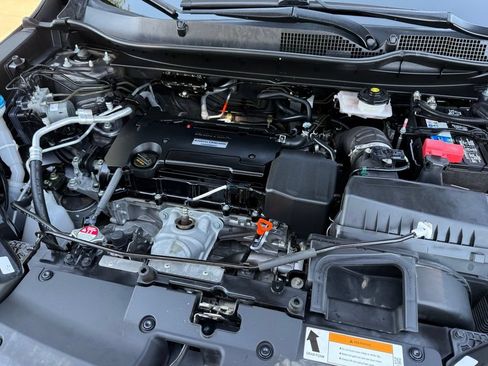 Used 2019 Honda CR-V LX image 11