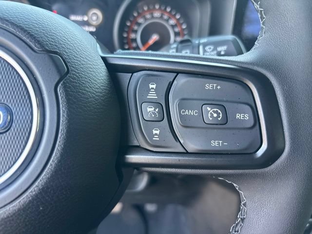 Used 2026 Jeep Wrangler Unlimited Rubicon AWD/4WD image 31