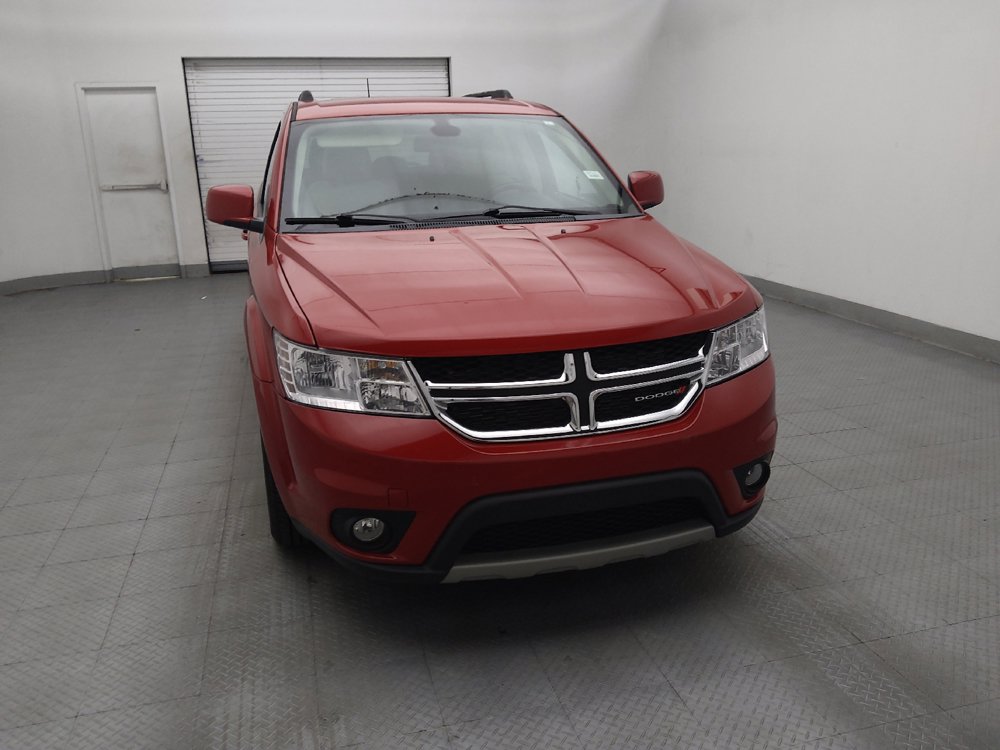 Used 2019 Dodge Journey SE w/ Connectivity Group FWD image 14