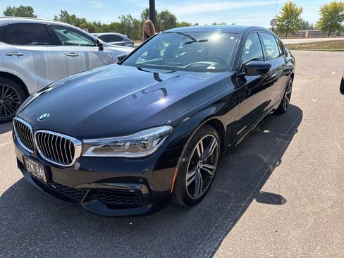 Used 2016 BMW 750i xDrive AWD/4WD image 4