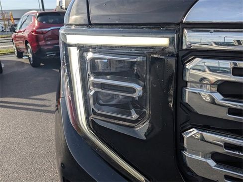 Used 2022 GMC Sierra 1500 Denali w/ Denali Reserve Package image 10