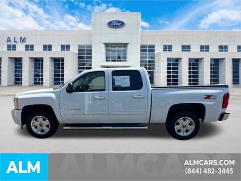 Used 2013 Chevrolet Silverado 1500 LTZ w/ LTZ Plus Package AWD/4WD image 9