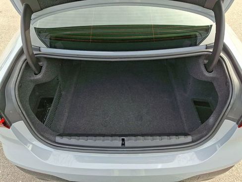 Used 2024 BMW 430i Coupe w/ M Sport Package image 34