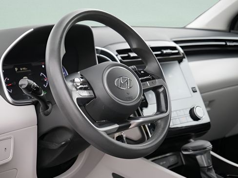 Certified 2024 Hyundai Tucson SE AWD/4WD image 21