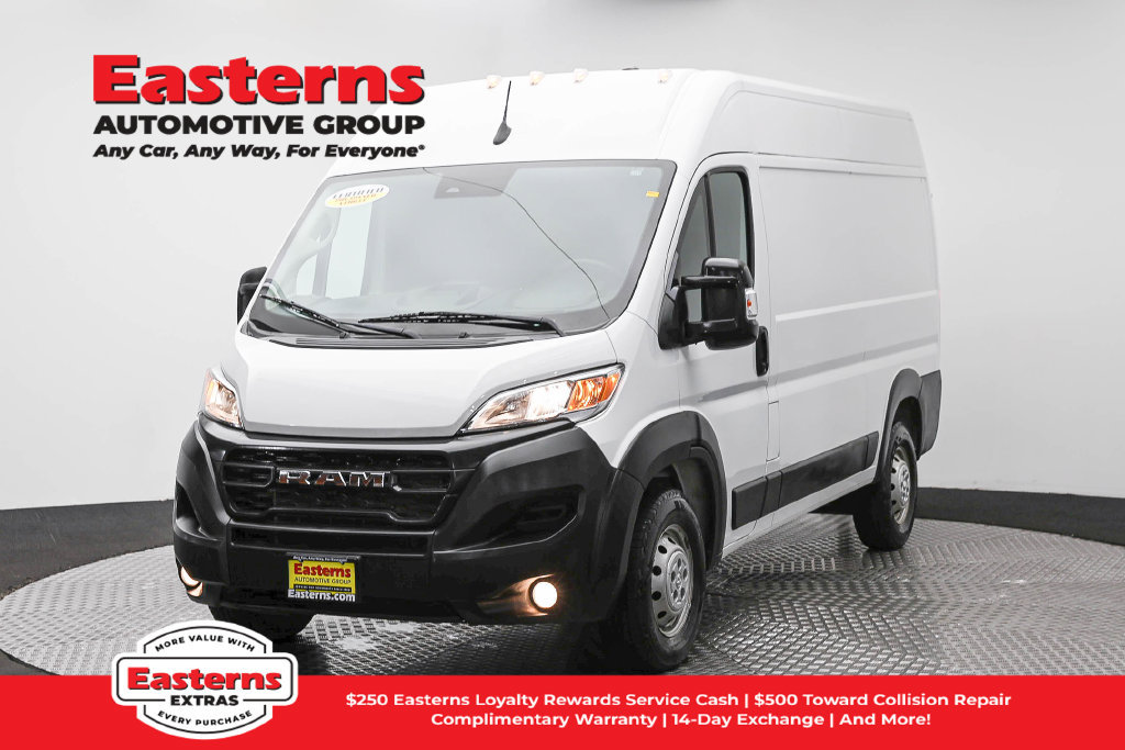 Used 2023 RAM ProMaster 2500 FWD image 1