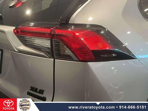 Certified 2023 Toyota RAV4 XLE AWD/4WD image 8