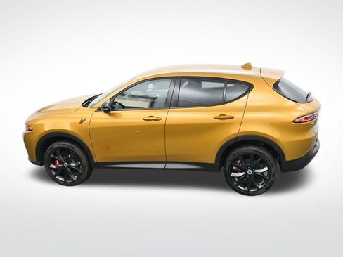 Used 2023 Dodge Hornet GT w/ Track Pack image 29