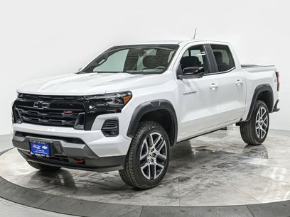 Used 2024 Chevrolet Colorado Z71 w/ Z71 Convenience Package 2
