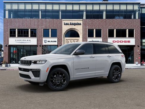 New 2026 Jeep Grand Cherokee Limited image 2