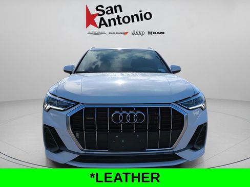 Used 2024 Audi Q3 2.0T Premium image 3