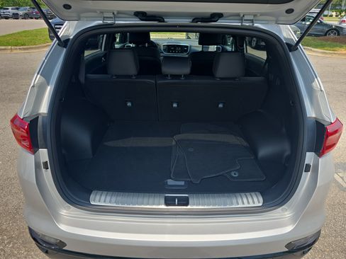 Used 2022 Kia Sportage Nightfall Edition FWD image 12