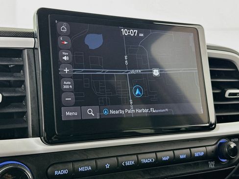 Used 2023 Hyundai Venue Limited w/ Cargo Package FWD image 13