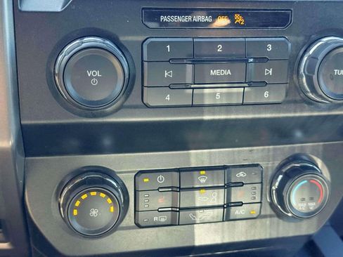 Used 2019 Ford F150 XLT w/ Equipment Group 302A Luxury AWD/4WD image 21