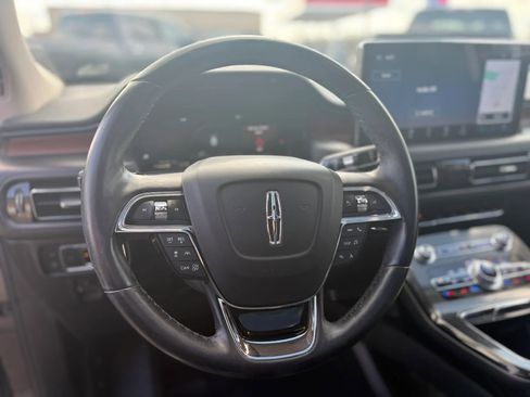 Used 2022 Lincoln Nautilus Reserve w/ Equipment Group 201A image 17