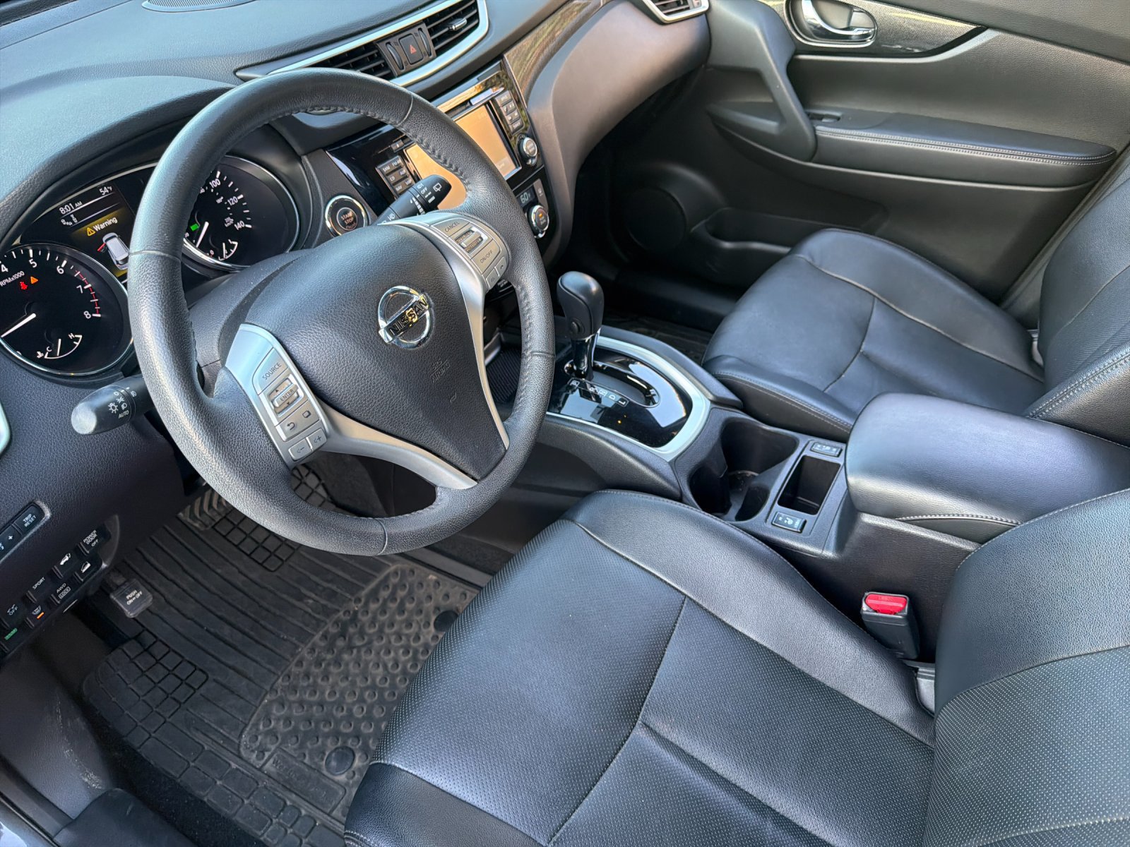 Used 2016 Nissan Rogue SL w/ SL Premium Package AWD/4WD image 9