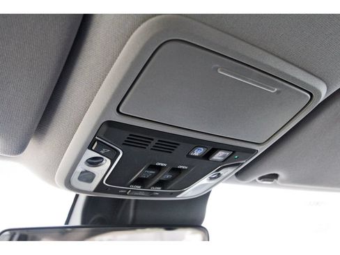 Used 2021 Honda Pilot Elite image 28