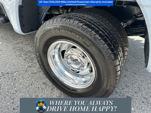 New 2025 Ford F350 Platinum w/ Platinum Plus Package image 30