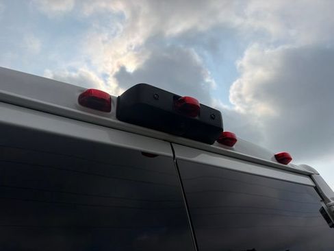 Used 2025 RAM ProMaster 2500 w/ U-Haul Equipment Group FWD image 28