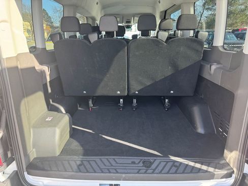Used 2023 Ford Transit 350 XLT image 10