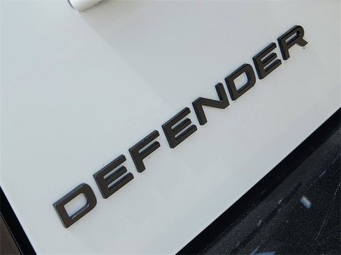 New 2025 Land Rover Defender 110 V8 image 8