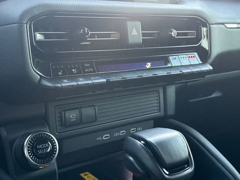 Used 2024 Toyota Land Cruiser w/ Premium Package image 27