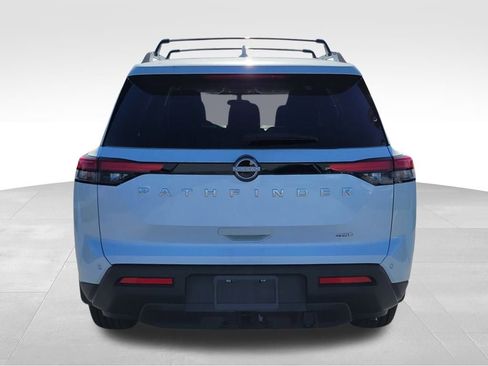New 2025 Nissan Pathfinder SV w/ SV Premium Package image 4