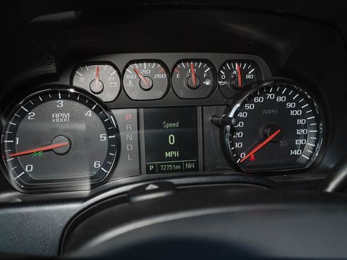 Used 2018 Chevrolet Silverado 1500 Custom w/ Custom Convenience Package image 16