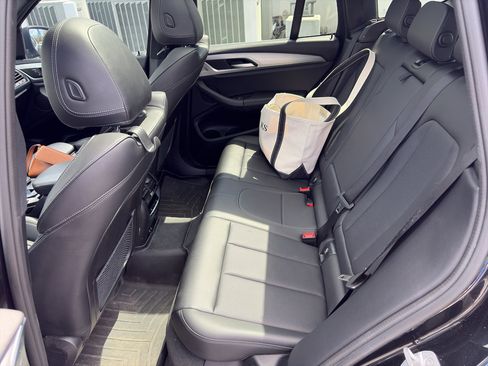 Used 2022 BMW X3 sDrive30i image 3