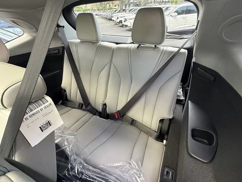 New 2026 Acura MDX w/ Technology Package FWD image 12