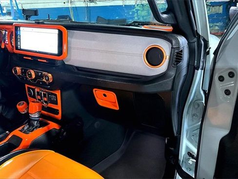 Used 2024 Jeep Wrangler Sport S image 16