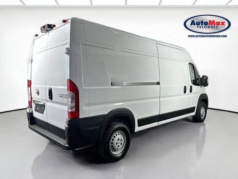 Used 2025 RAM ProMaster 2500 w/ Convenience Group image 2