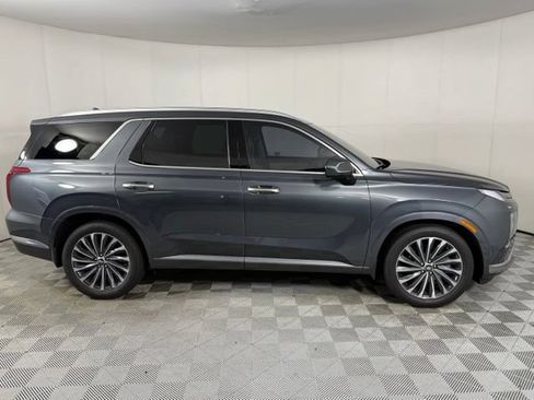 Used 2025 Hyundai Palisade Calligraphy AWD/4WD image 9