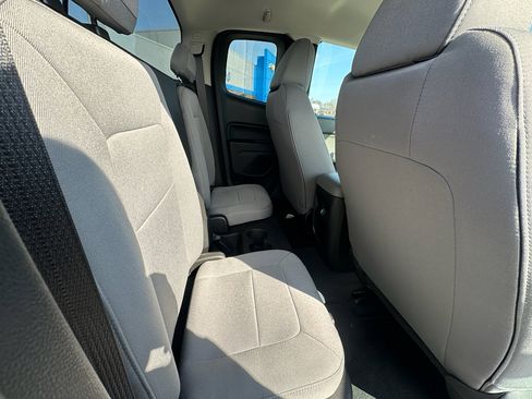 Certified 2022 Chevrolet Colorado W/T w/ WT Convenience Package image 11